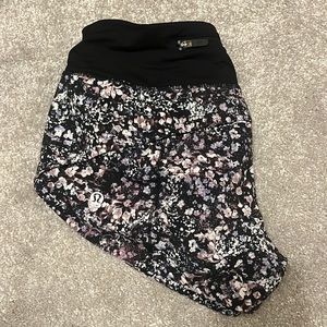 Lululemon speed up shorts!